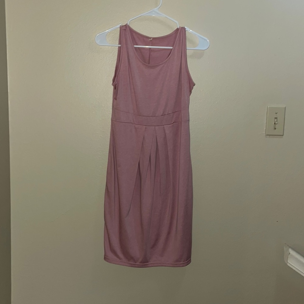 Dusty pink maternity dress